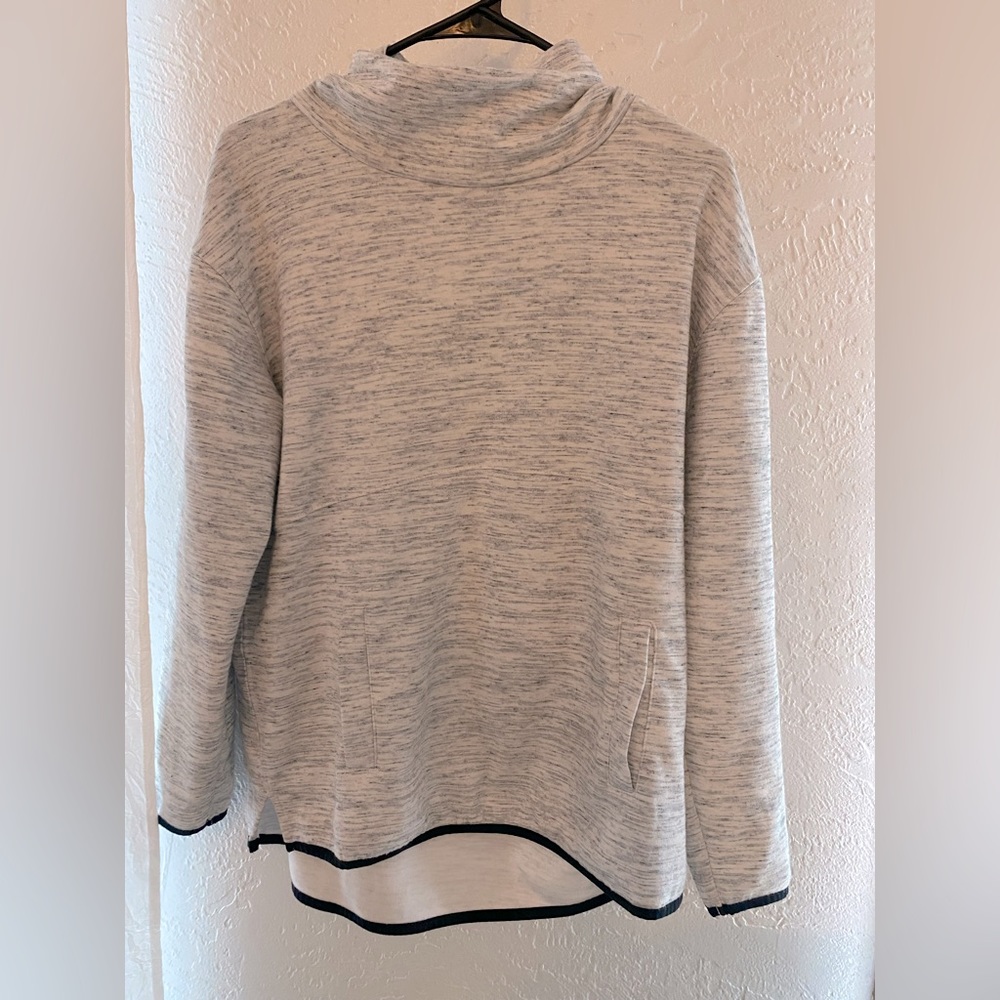 Tek Gear white, and gray flex sweatshirt